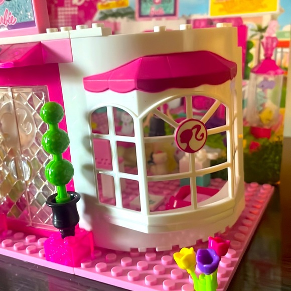 Barbie Pet Shop - Picture 6 of 12